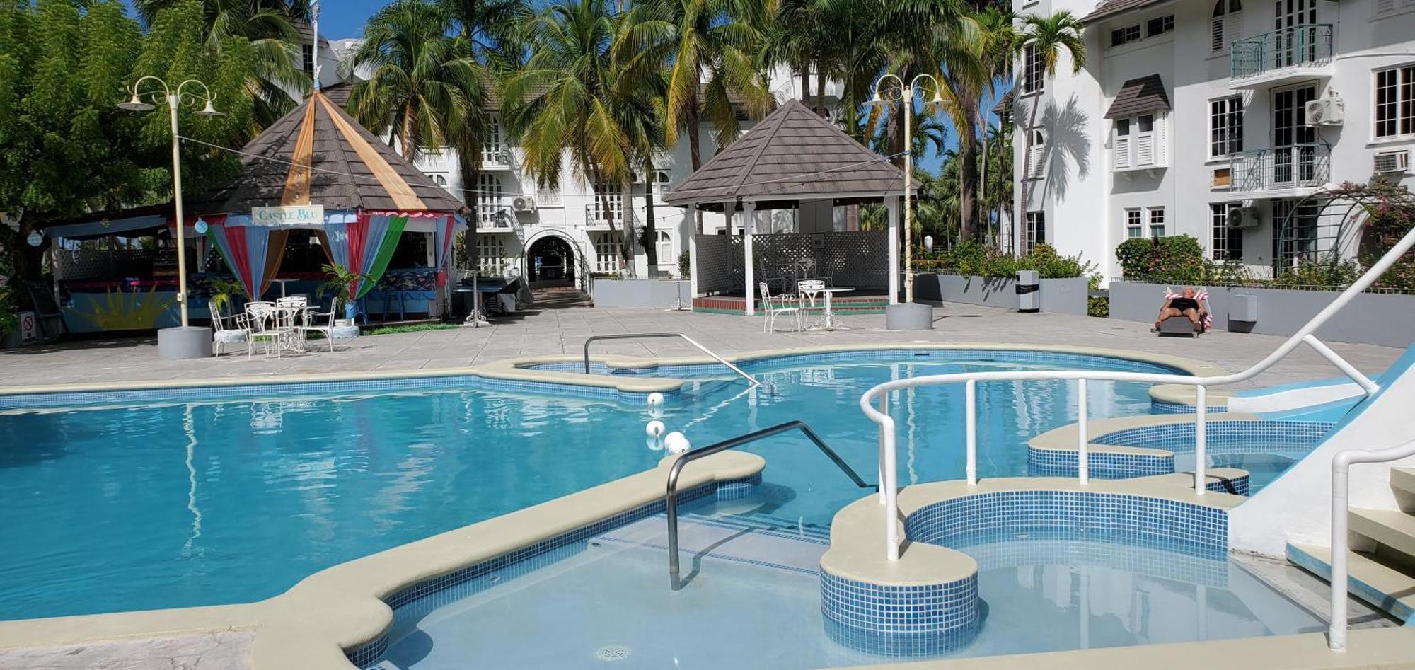 Apart-hotel Sandcastles Resort, *